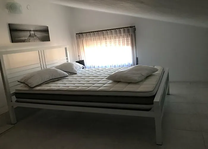 Casa Ferreira Hotel *